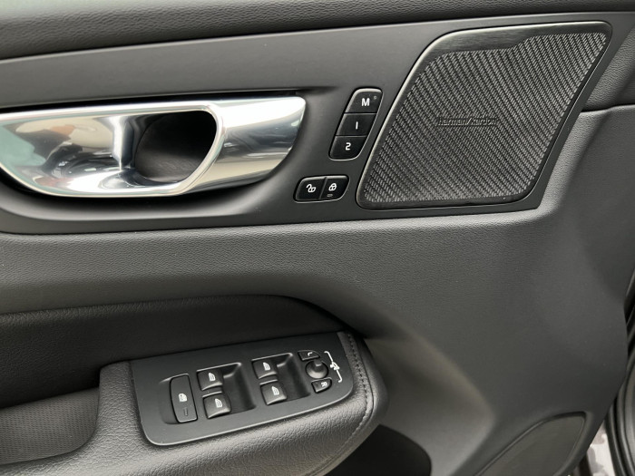 Volvo XC60 B5 AWD INSCRIPTION AUT 1.maj.