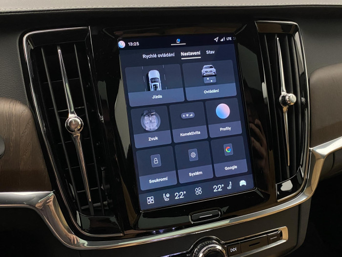 Volvo V90 T8 AWD Plug-in BRIGHT ULTRA