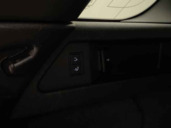 Land Rover Discovery Sport D200 R-DYNAMIC SE AWD AUT 2.0 d Dynamic SE