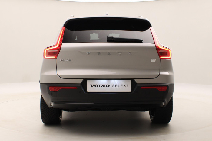 Volvo XC40 PLUS SINGLE MOTOR RECHARGE CZ