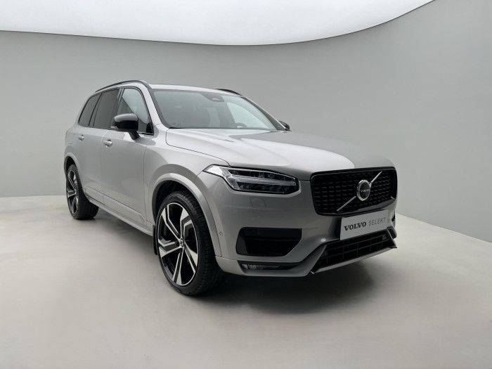 Volvo XC90 B5 AWD ULTIMATE DARK 7MÍSTNÁ
