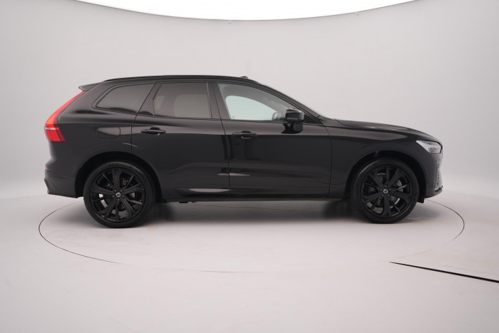 Volvo XC60 B5 AWD BLACK EDITION AUT 2.0 Edition