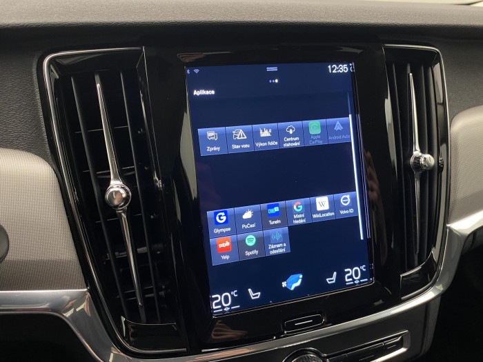 Volvo V90 B4 MOMENTUM AUT CZ 2.0 Momentum