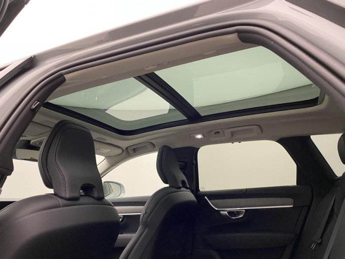 Volvo V90 B4 AWD CROSS COUNTRY ULTIMATE