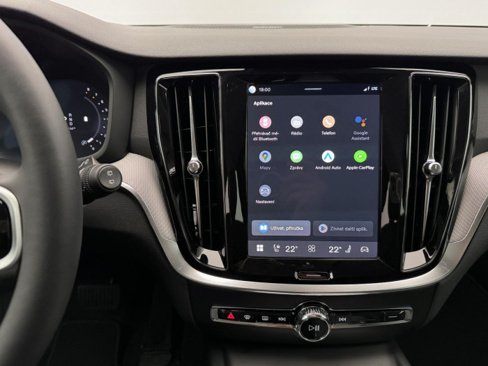 Volvo V60 B4 AUT DARK PLUS