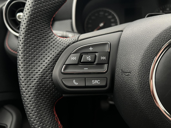 MG ZS 1.5 ESSENTIAL PLUS CZ 1.maj.