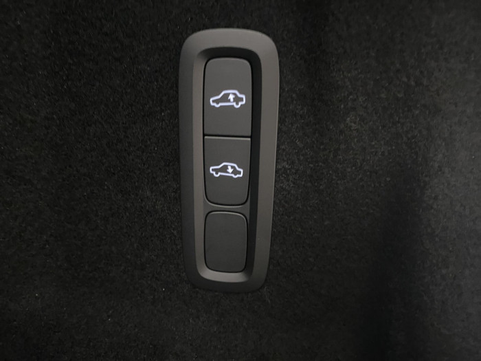 Volvo XC60 B5 AWD AUT DARK PLUS