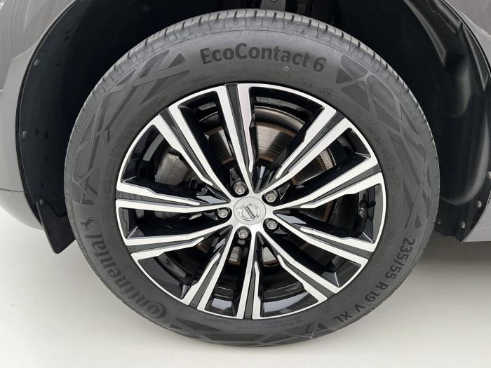 Volvo XC60 B5 AWD INSCRIPTION AUT 1.maj.