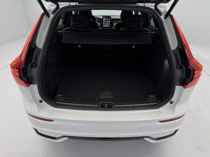 Volvo XC60 T6 AWD AUT PLUS BLACK EDITION