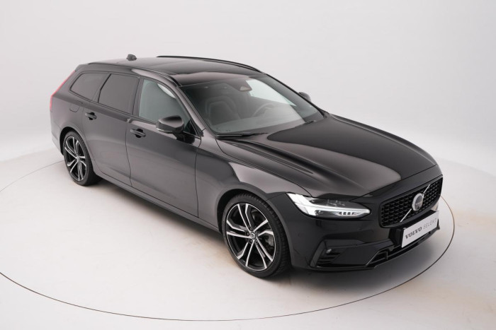 Volvo V90 B4 R-DESIGN AUT REZERVACE