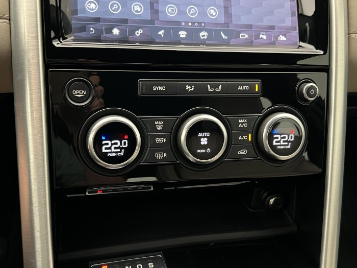 Land Rover Discovery 3.0 TDV6 HSE AWD AUT CZ