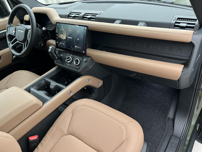 Land Rover Defender 110 D350 X-DYNAMIC HSE AWD AUT 3.0 d Dynamic