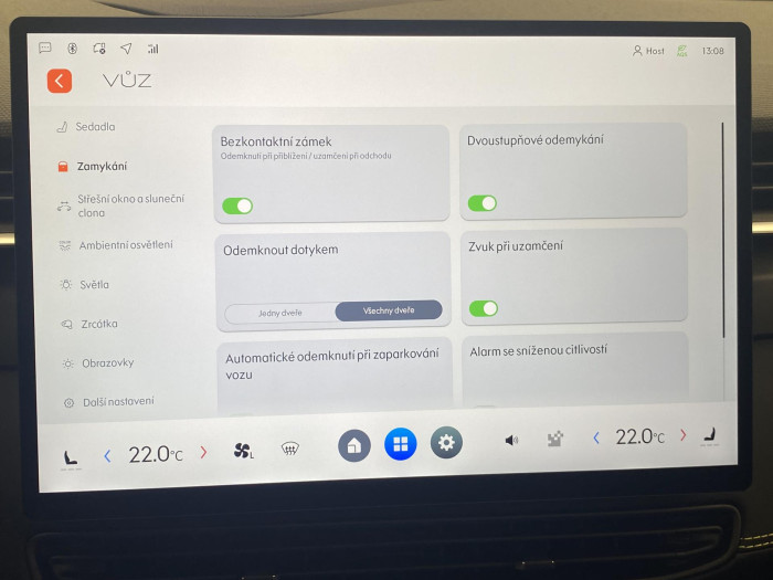 Lynk & Co 01 01 MORE PHEV