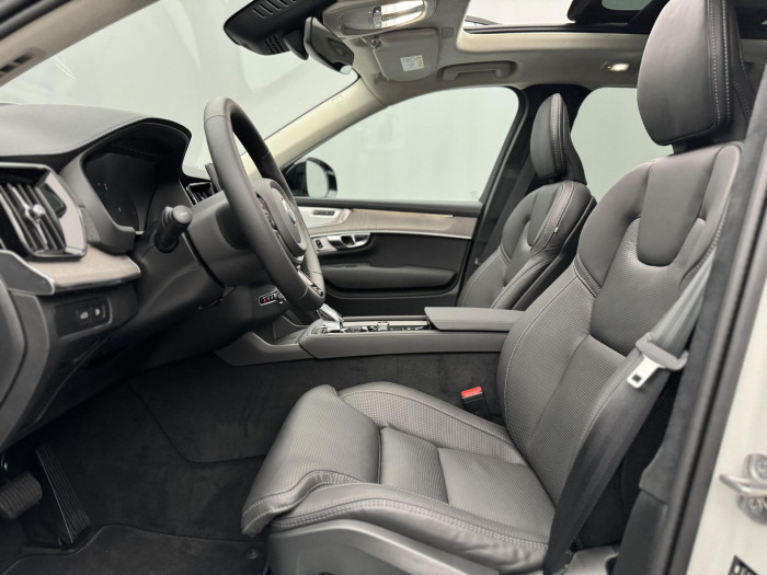 Volvo XC90 T8 AWD RECHARGE ULTIMATE CZ