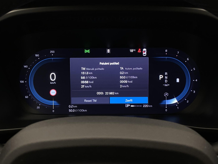 Volvo XC40 B4 DARK ULTRA AUT CZ