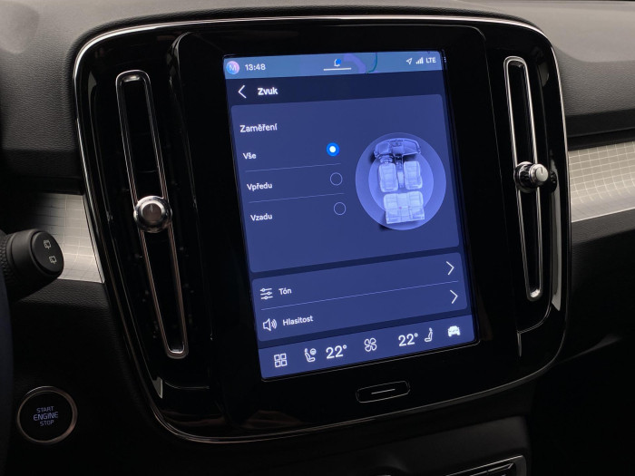 Volvo XC40 B4 CORE AUT CZ 1.maj