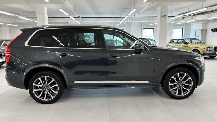 Volvo XC90 D5 AWD INSCRIPTION REZERVACE 2.0 d