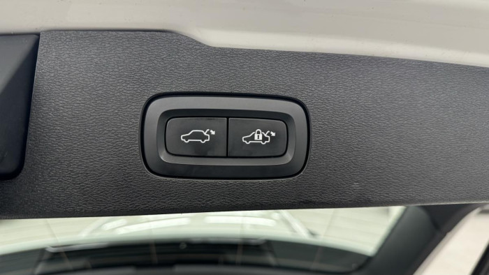 Volvo V60 D3 MOMENTUM REZERVACE 2.0 d Momentum