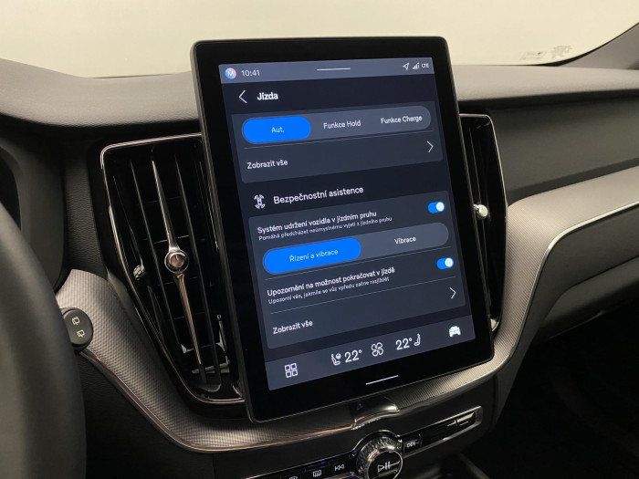 Volvo XC60 T6 AWD PLUS BLACK EDITION CZ