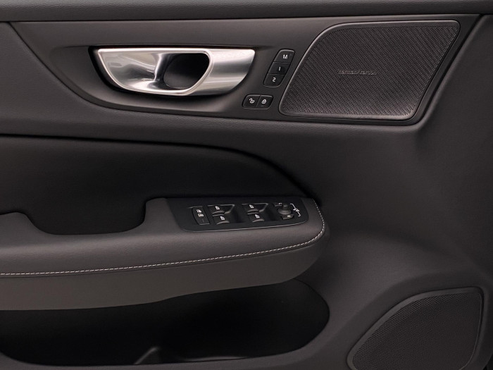 Volvo V60 B4 AUT BRIGHT PLUS