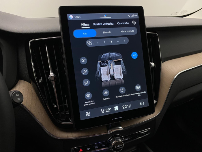 Volvo XC60 B5 AWD AUT DARK PLUS