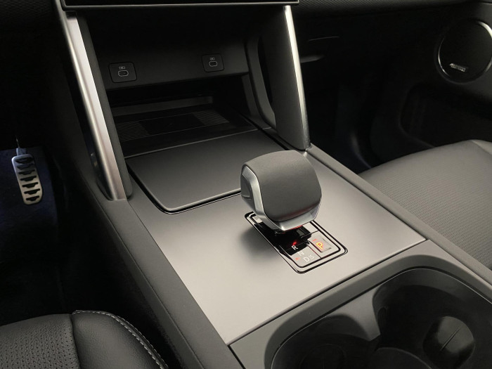 Land Rover Discovery Sport D200 DYNAMIC SE AWD AUT 2.0 d Dynamic SE