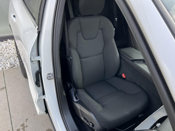 Volvo XC60 B4 AWD MOMENTUM Aut 1.maj. 2.0 Momentum