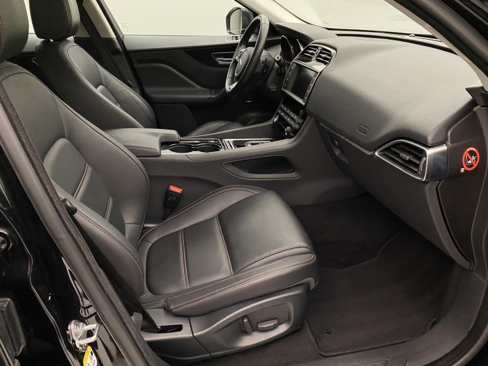 Jaguar F-Pace 35t AWD AUT REZERVACE