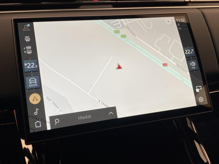 Land Rover Range Rover Sport D250 DYNAMIC SE AWD REZERVACE 3.0 d Dynamic SE