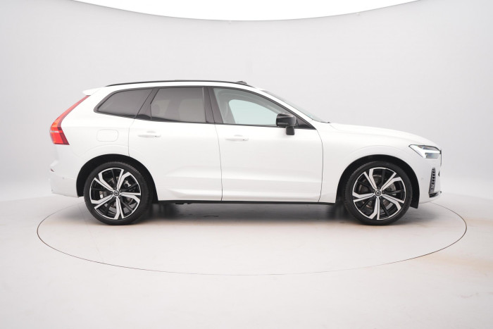 Volvo XC60 T6 RECHARGE AWD PLUS