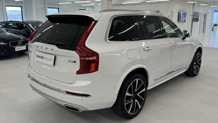 Volvo XC90 B5 AWD INSCRIPTION REZERVACE