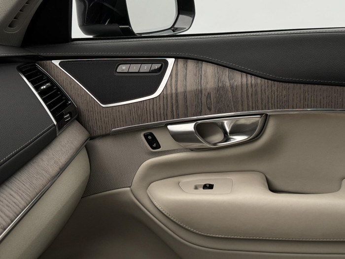 Volvo XC90 B6 AWD INSCRIPTION CZ