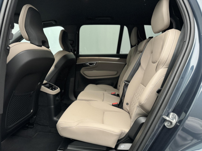 Volvo XC90 T8 AWD RECHARGE CZ REZERVACE
