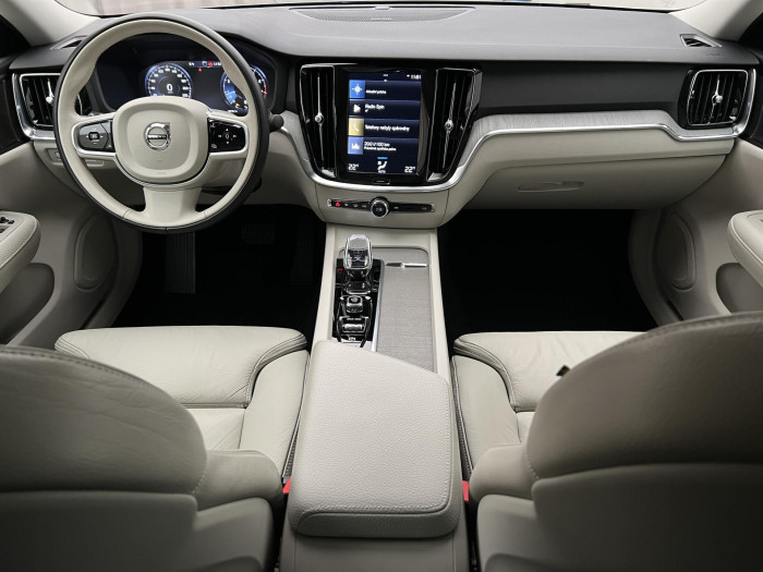 Volvo S60 B3 INSCRIPTION AUT CZ