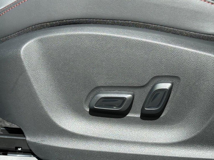 MG ZS ELEGANCE SKLADEM 1.0 Elegance