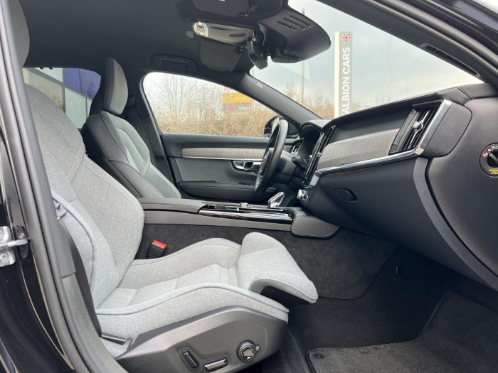 Volvo V90 T8 AWD INSCRIPTION RECHARGE