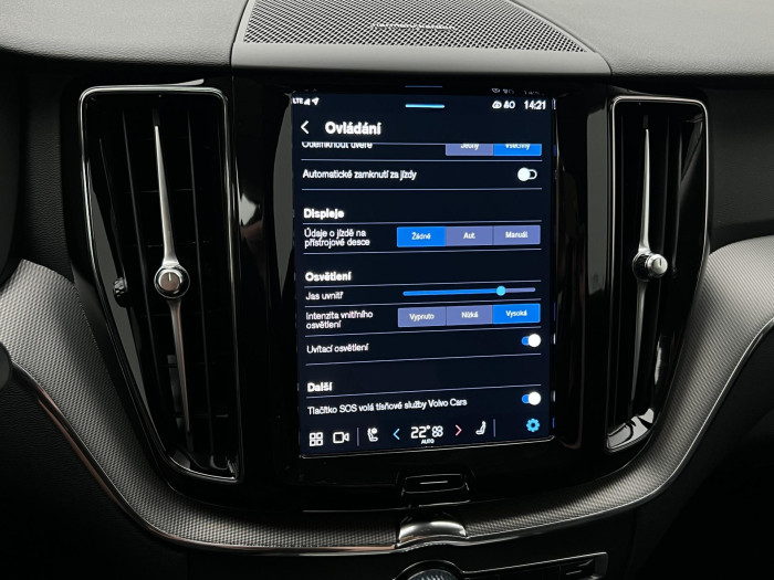 Volvo XC60 B4 AWD PLUS DARK AUT 1.maj.