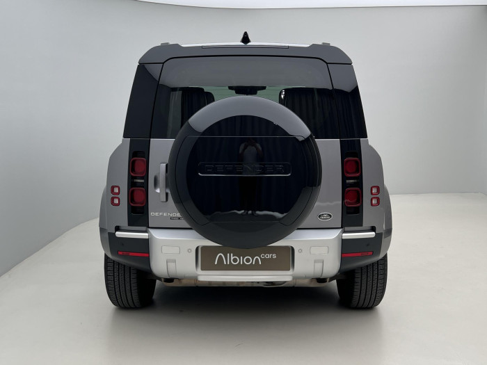 Land Rover Defender P400 HSE AWD AUT CZ