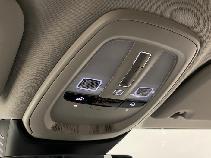 Volvo V60 B4 AUT BRIGHT PLUS