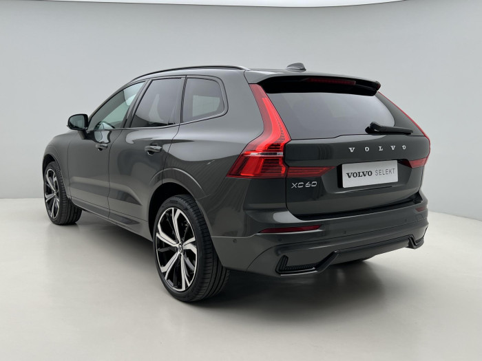 Volvo XC60 B5 AWD R-DESIGN AUT