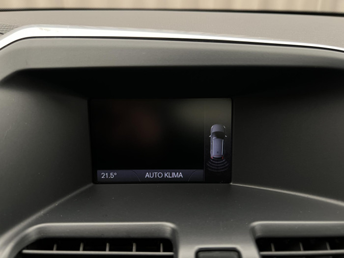 Volvo XC60 D4 AWD MOMENTUM AUT CZ 2.4 d Momentum