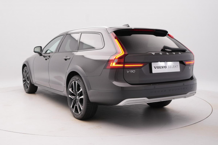 Volvo V90 CC B4 AWD PLUS REZERVACE