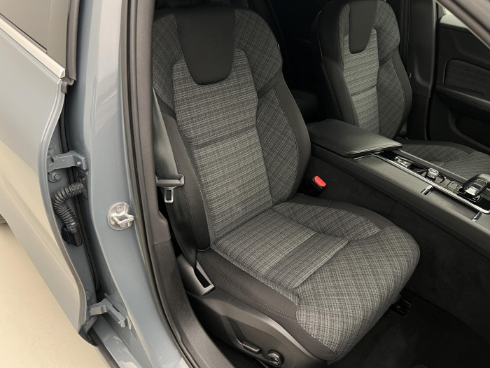 Volvo V60 B3 CORE AUT 1.maj.