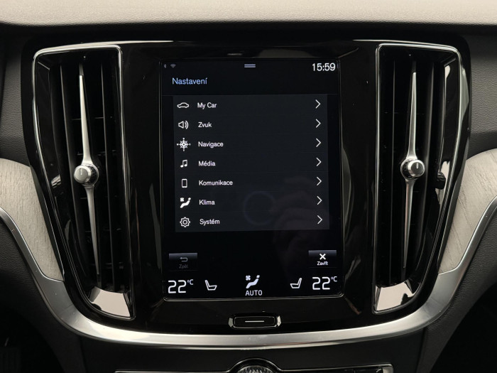 Volvo V60 CC B4 AWD MOMENTUM AUT 2.0 CC CC Momentum