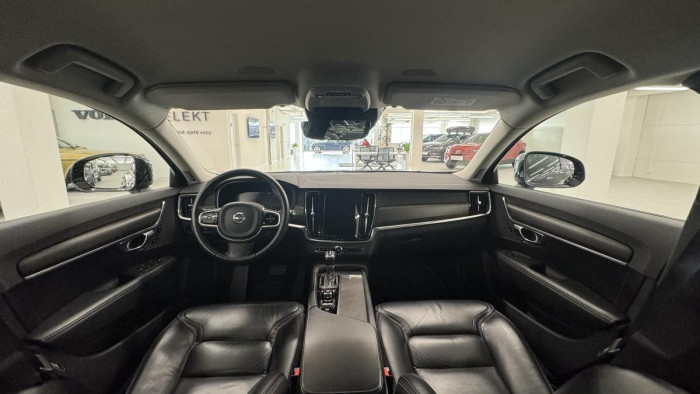 Volvo V90 CROSS COUNTRY T5 REZERVACE