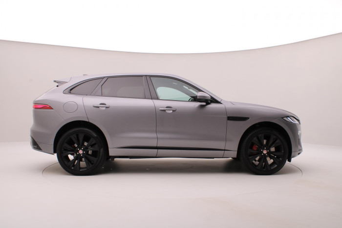 Jaguar F-Pace D300 S R-DYNAMIC AWD REZERVACE 3.0 d Dynamic