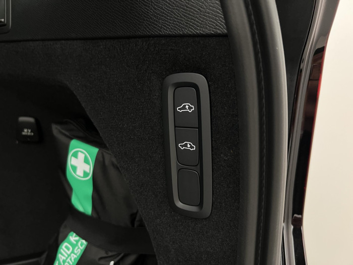 Volvo XC90 T8 AWD RECHARGE ULTRA DARK AUT