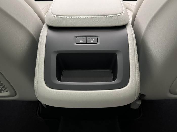 Volvo XC90 B5 AWD AUT BRIGHT PLUS 7-míst
