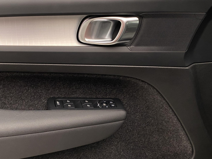 Volvo XC40 T2 CORE AUT CZ