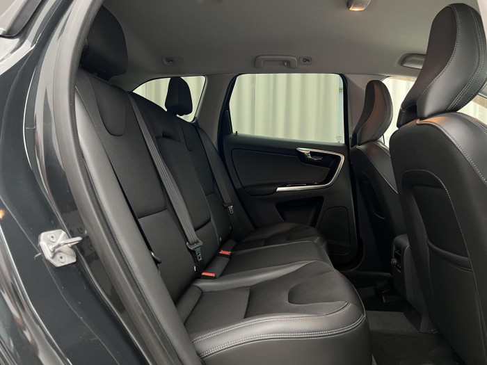 Volvo XC60 D4 AWD MOMENTUM AUT 2.4 d Momentum